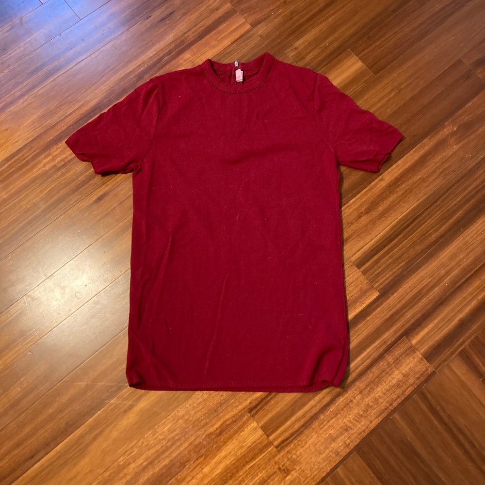 Vintage Red Short Sleeve Zip Back Shirt Size S
